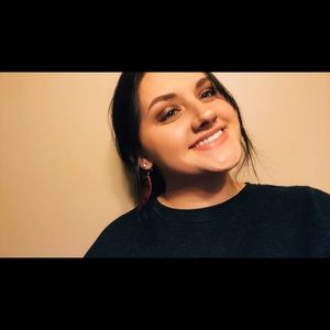 Meet your Posher, Sierra